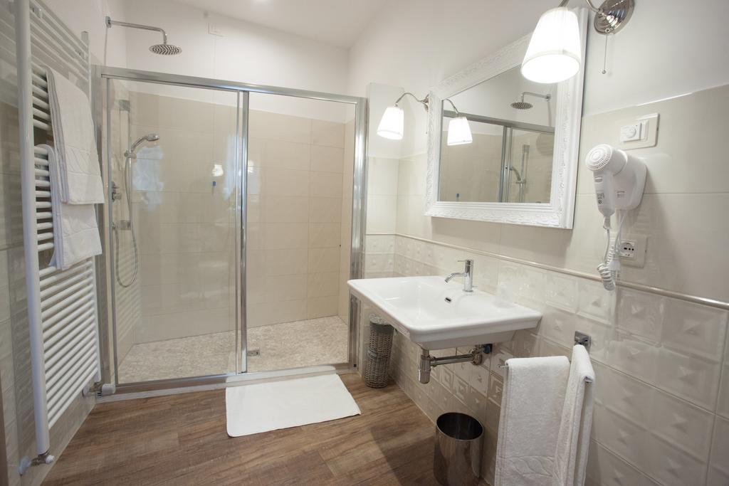 Magnifica Luxury Suites Асизи Екстериор снимка