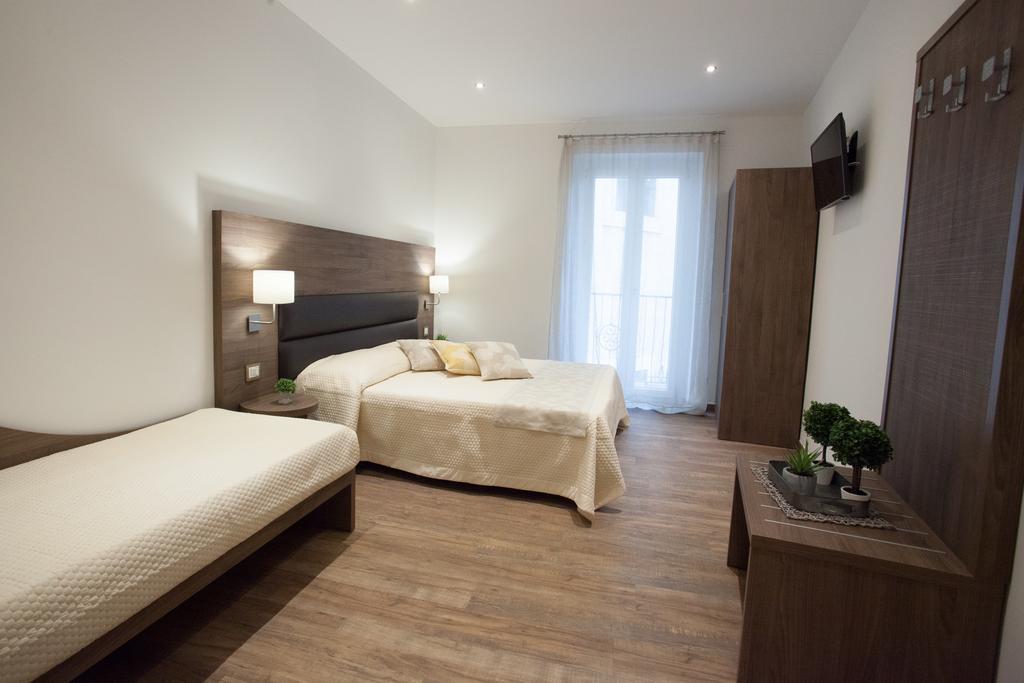 Magnifica Luxury Suites Асизи Екстериор снимка